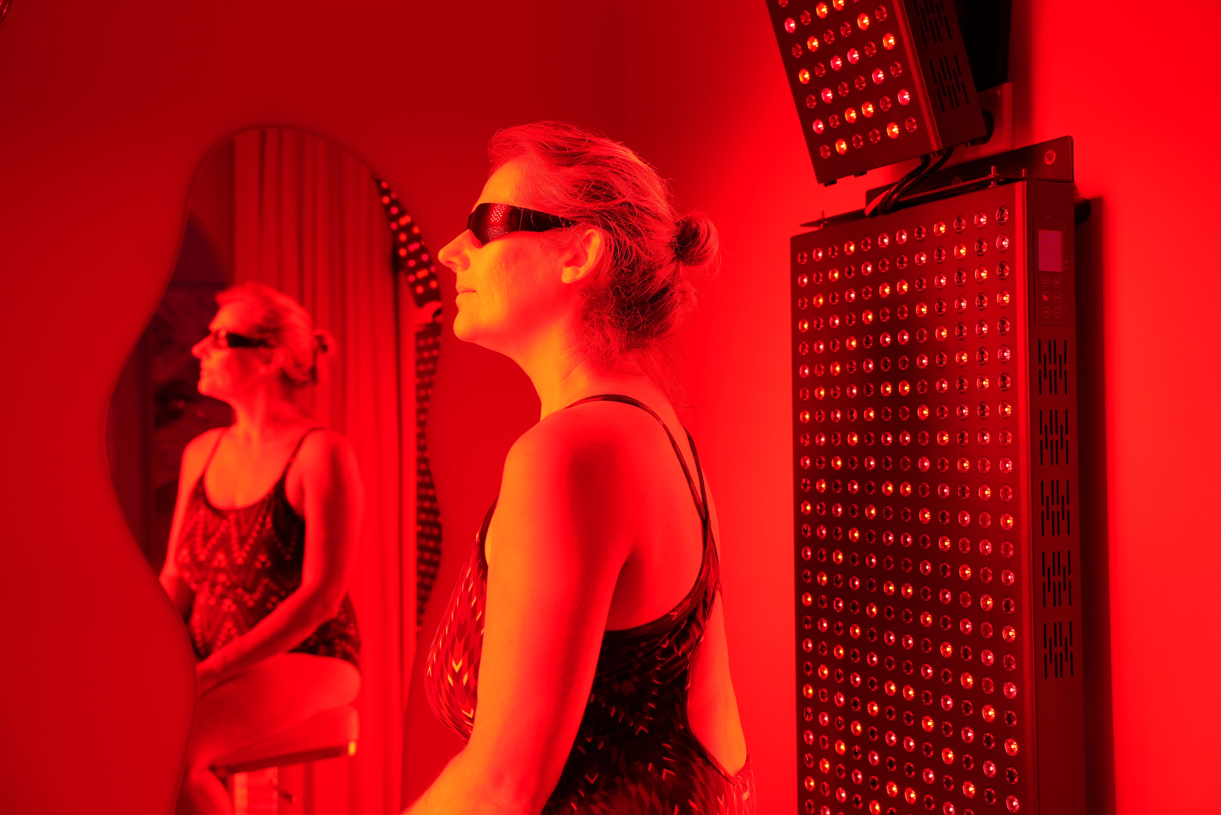 Slimming benefits of red light therapy